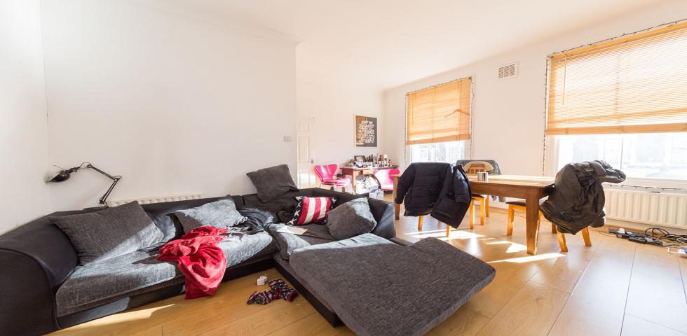 			LET, 4 Bedroom, 1 bath, 1 reception Flat			 Chesterton Road, LADBROKE GROVE